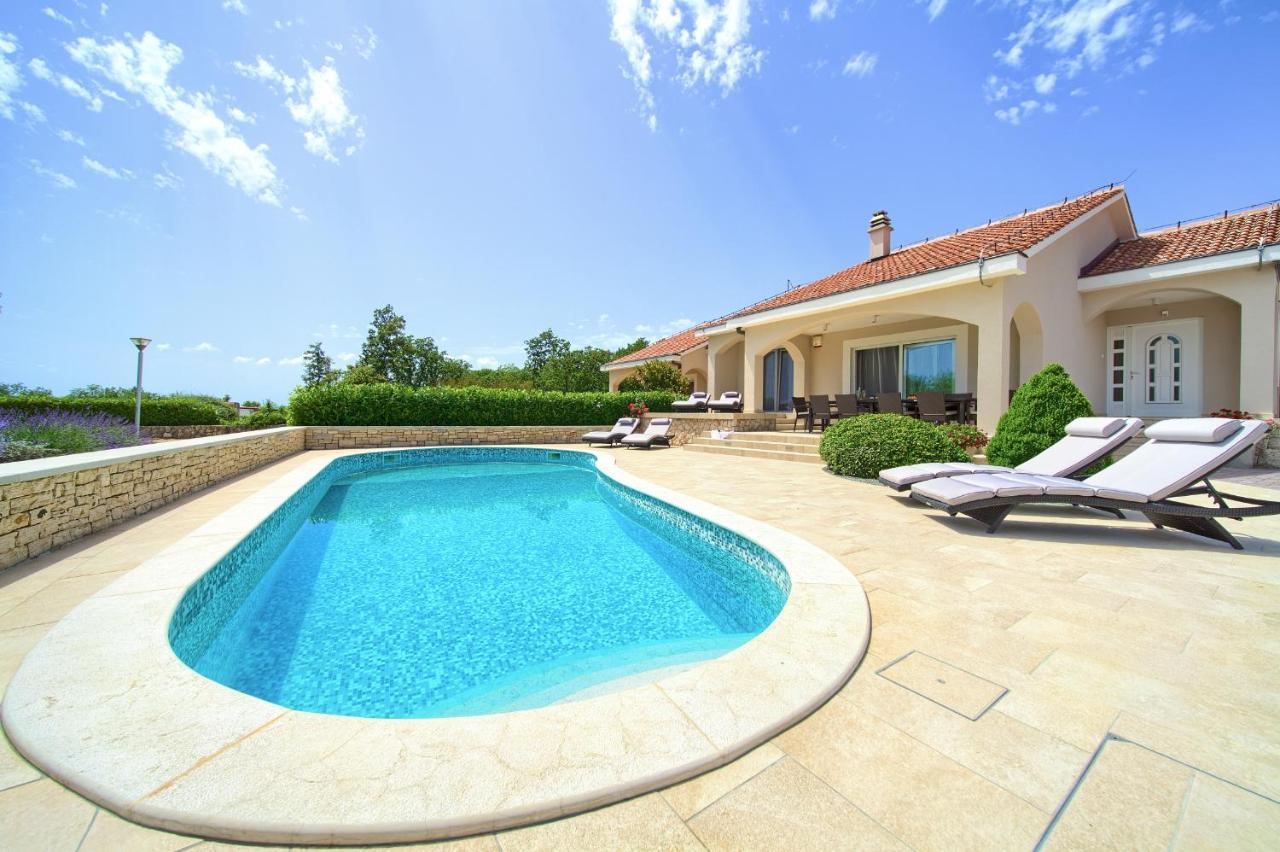 Villa Gardena Vrh  Luaran gambar