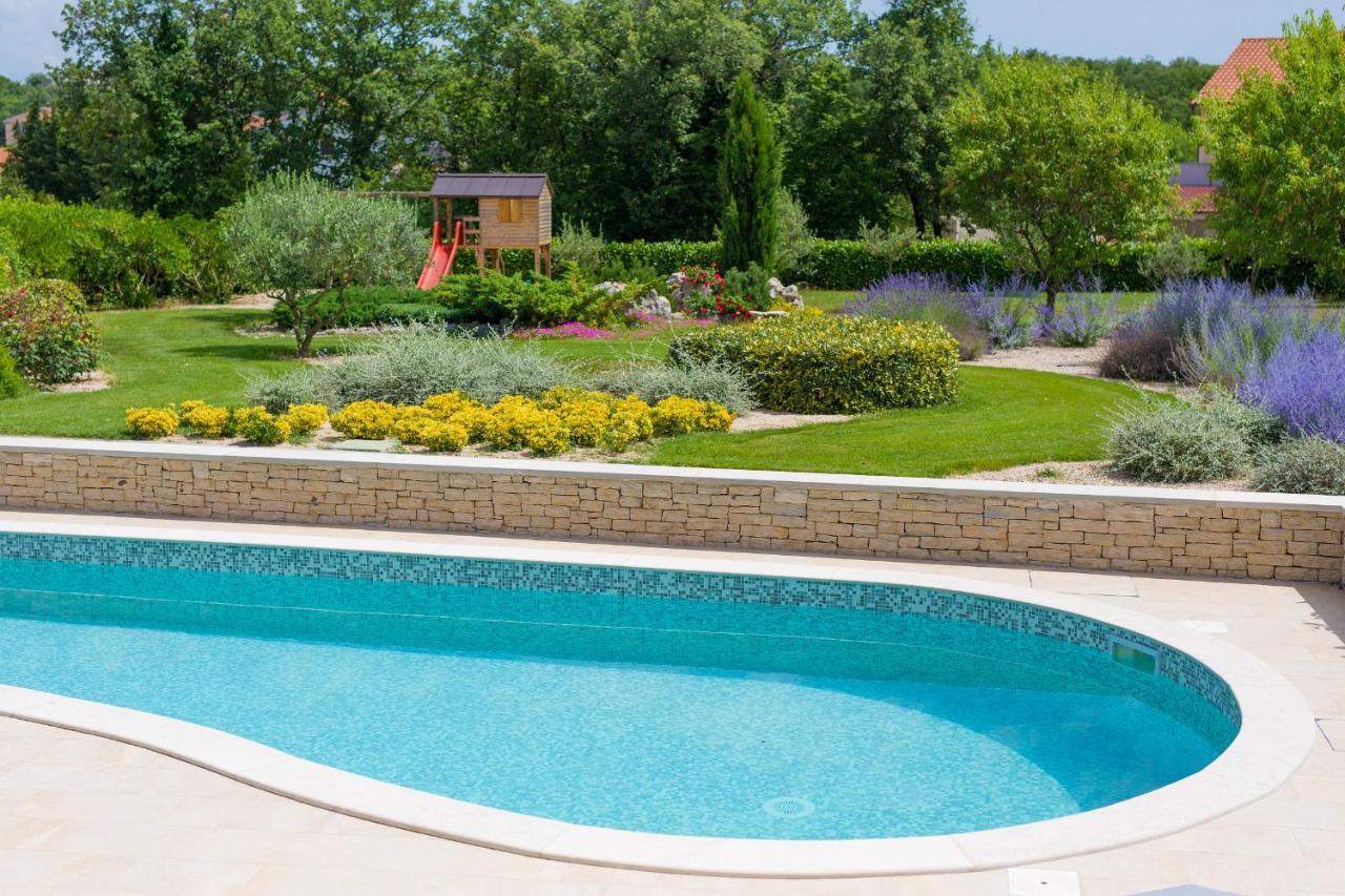 Villa Gardena Vrh  Luaran gambar