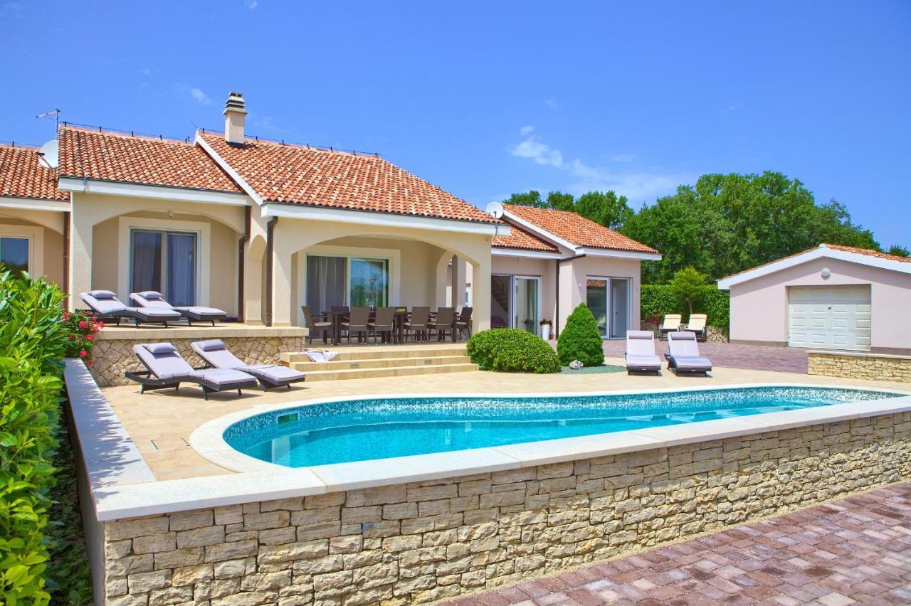 Villa Gardena Vrh  Luaran gambar